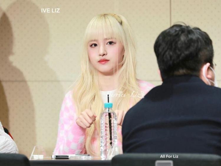 IVE LIZ2