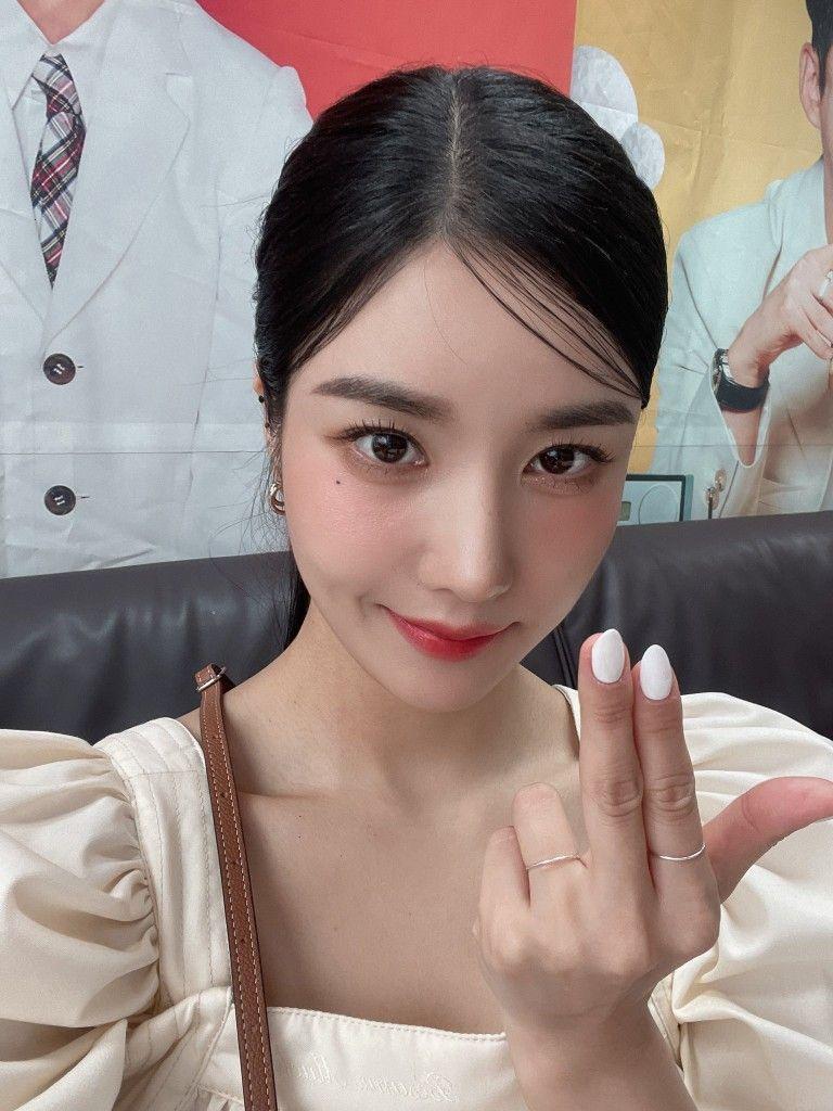 Kwon Eun Bi0