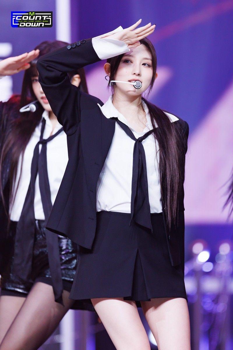 IVE KIM GAEUL2