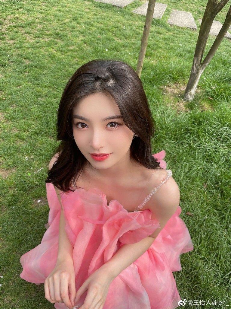 EVERGLOW Yiren1