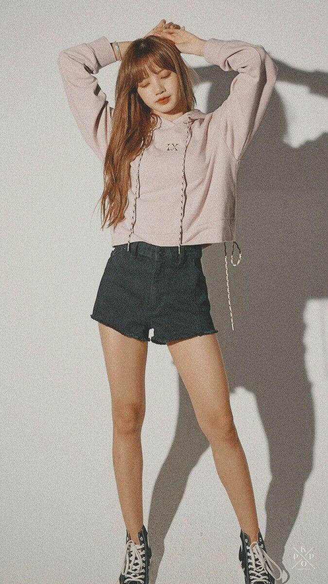 블랙핑크 리사1