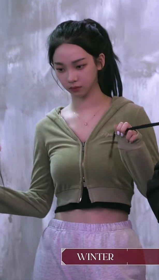 Aespa Karina0