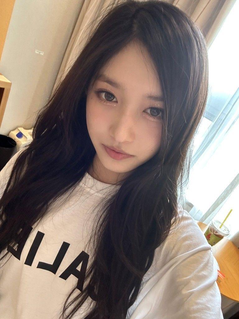 IVE LEESEO2