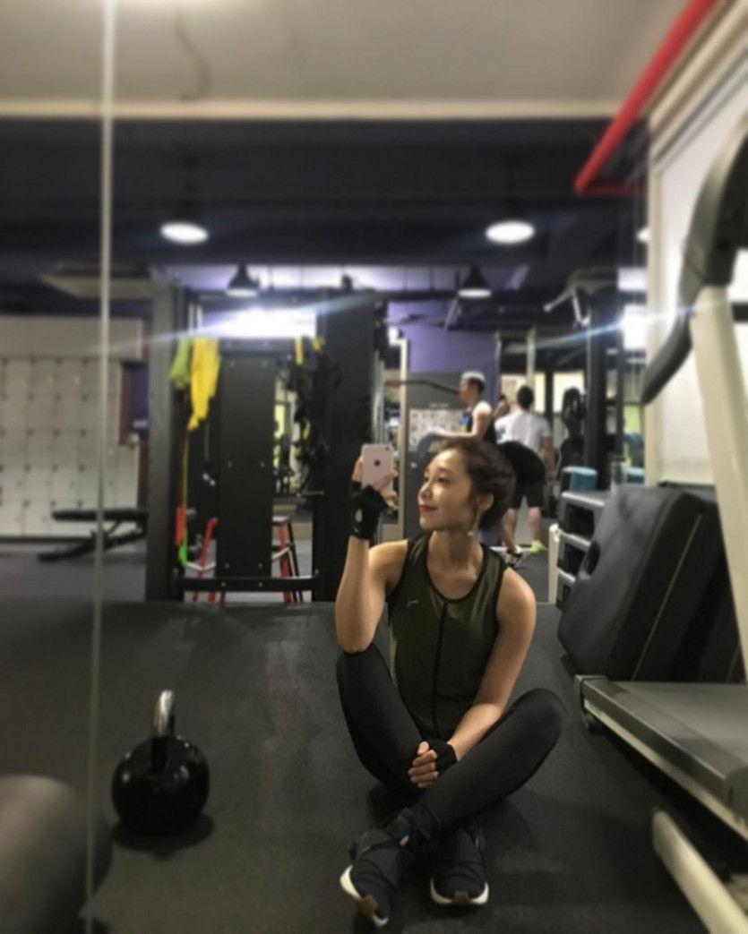 헬스장 정은지2