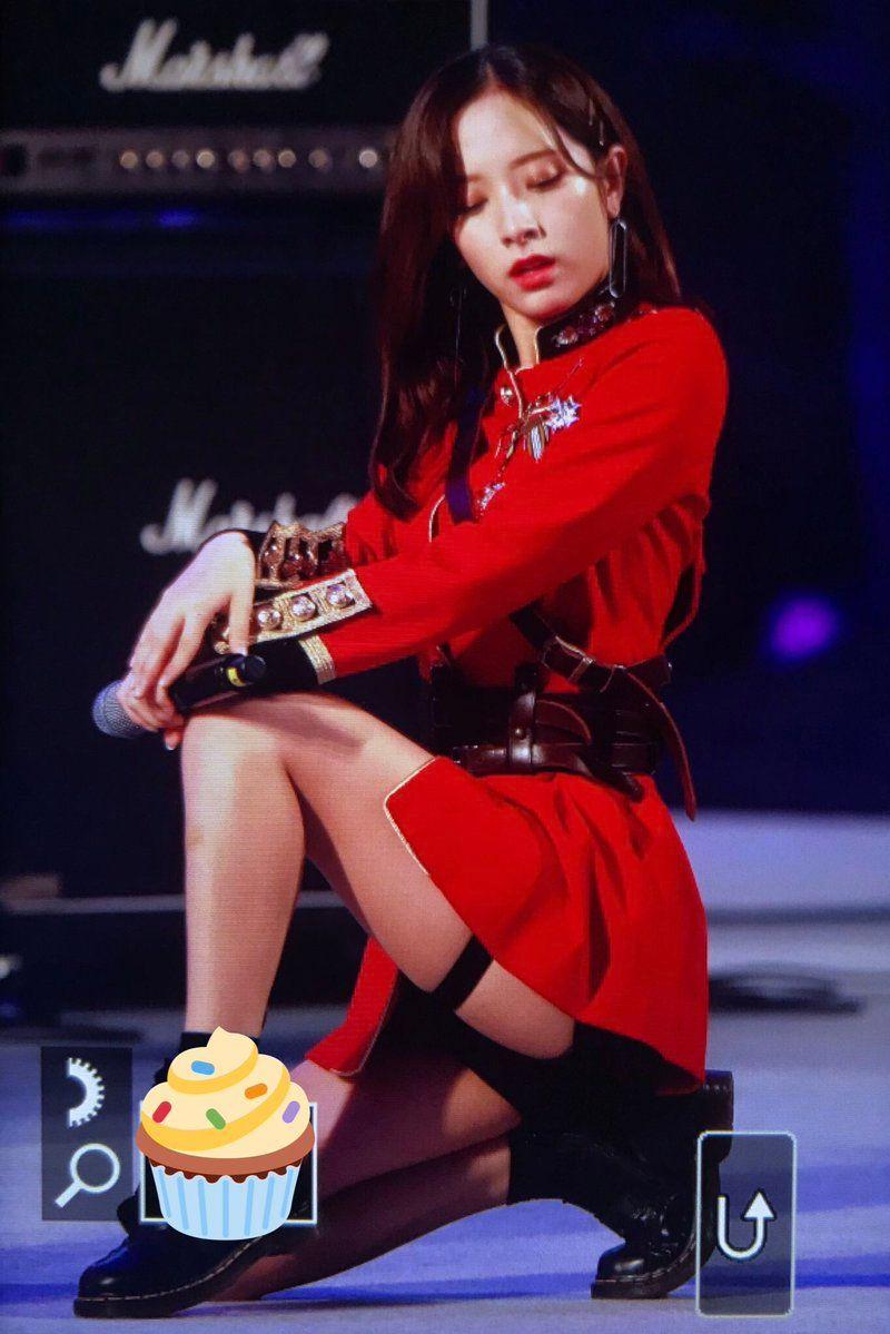 독일전 길거리 응원 함께한 우주소녀5