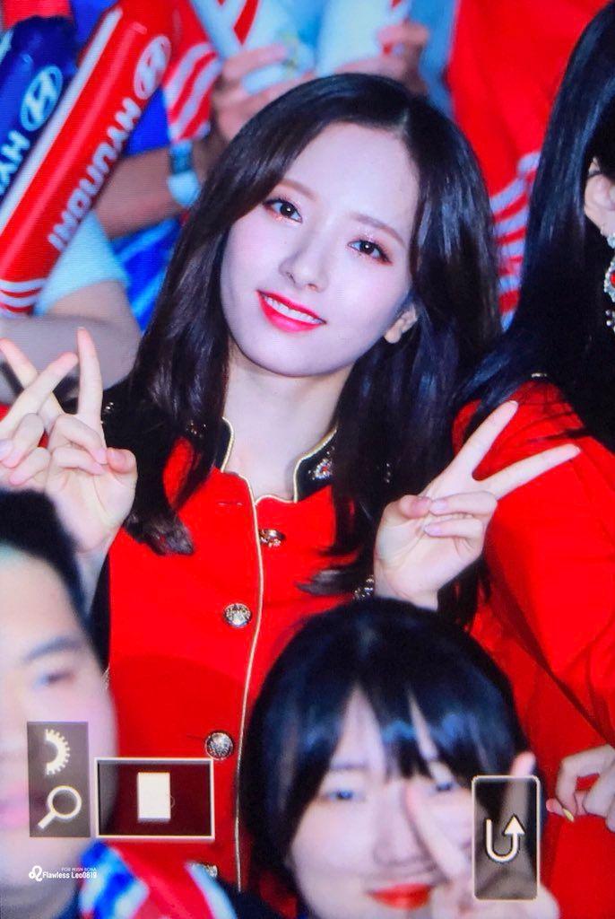 독일전 길거리 응원 함께한 우주소녀6