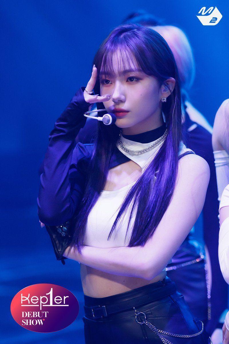 Kep1er Youngeun2