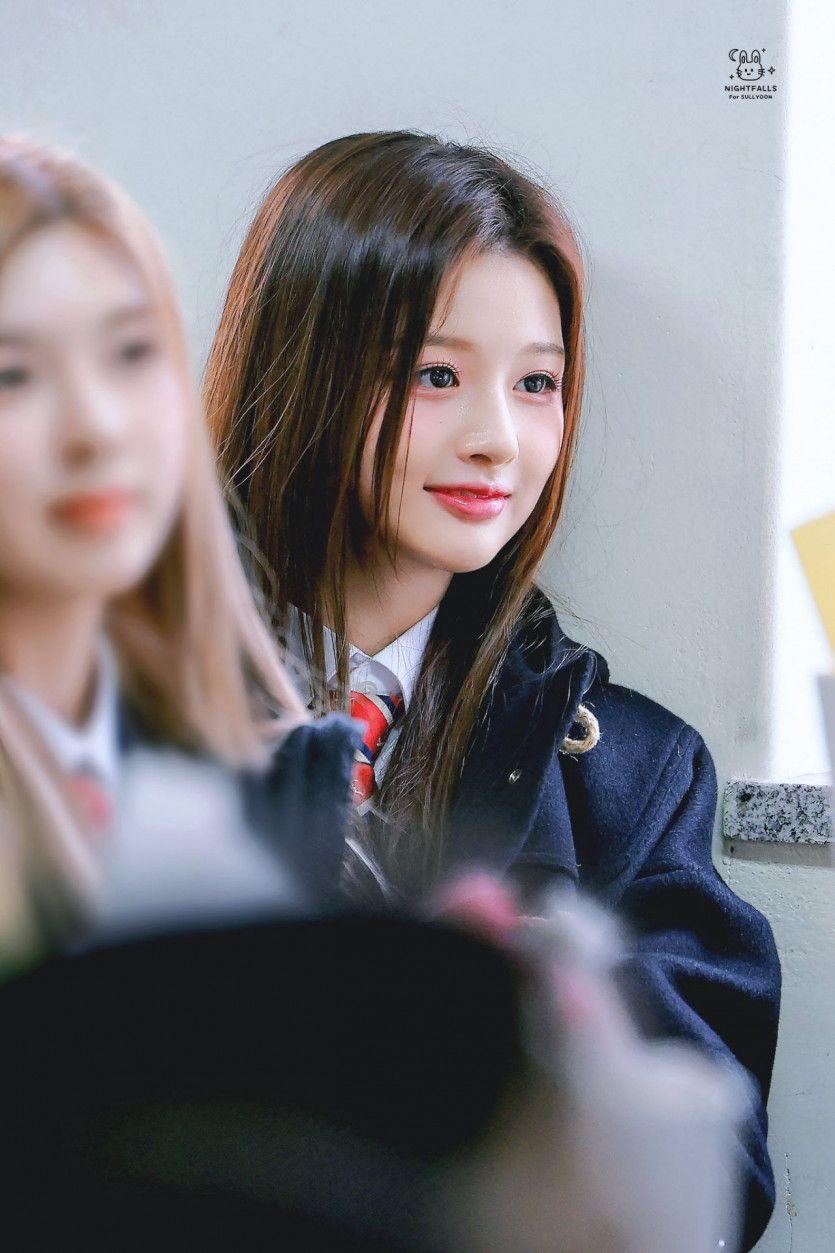 설윤1