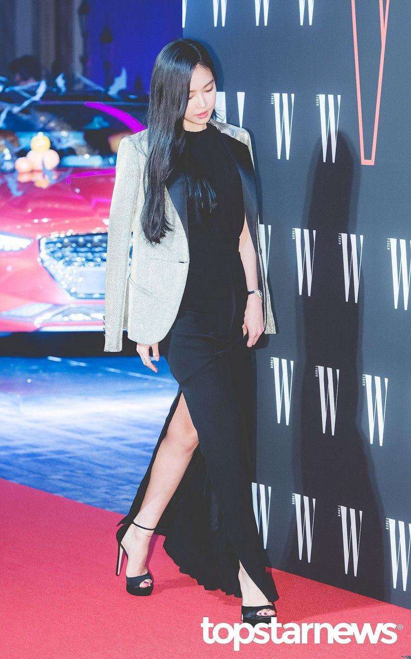 손나은2