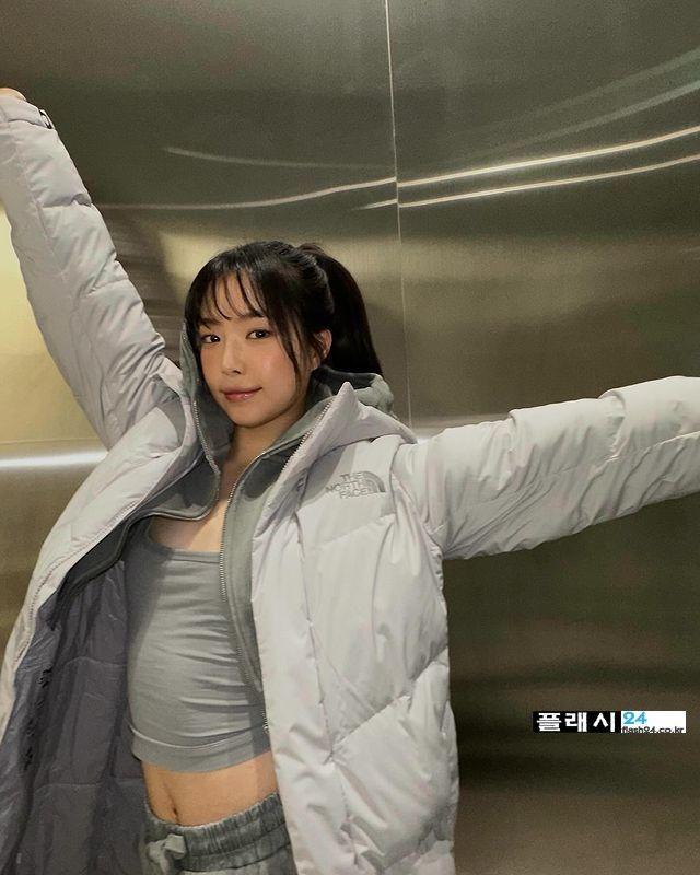 손나은0