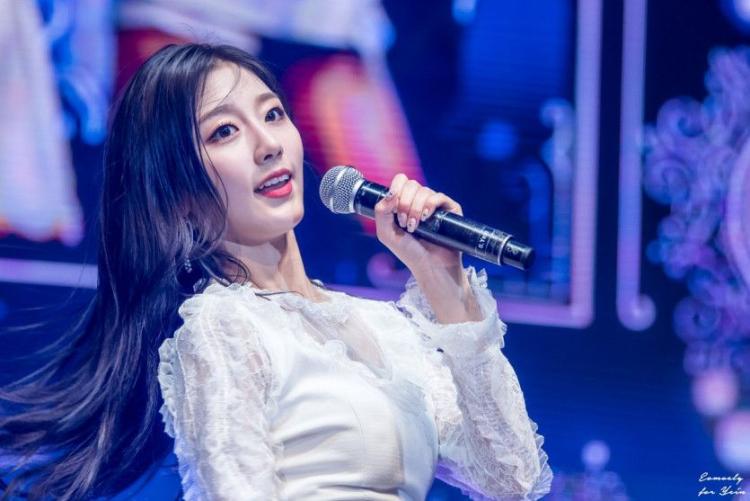 러블리즈 막둥이 정예인4