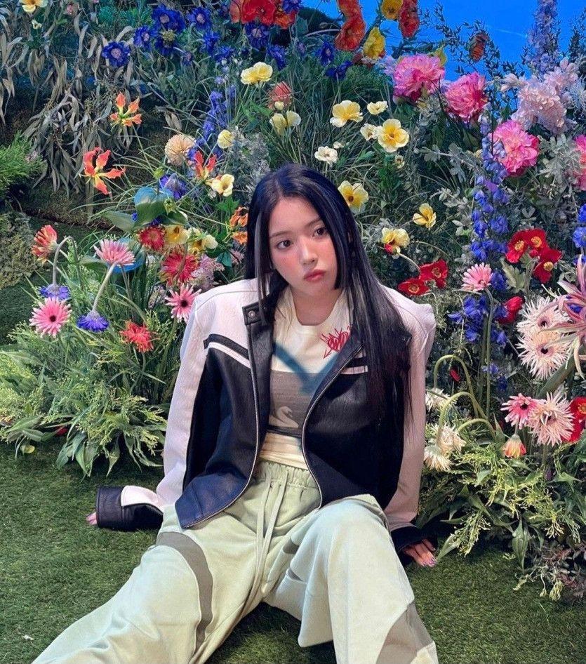 NMIXX jiwoo3