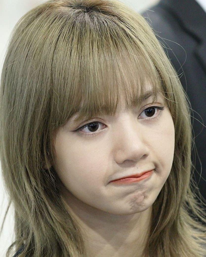 블랙핑크 리사1