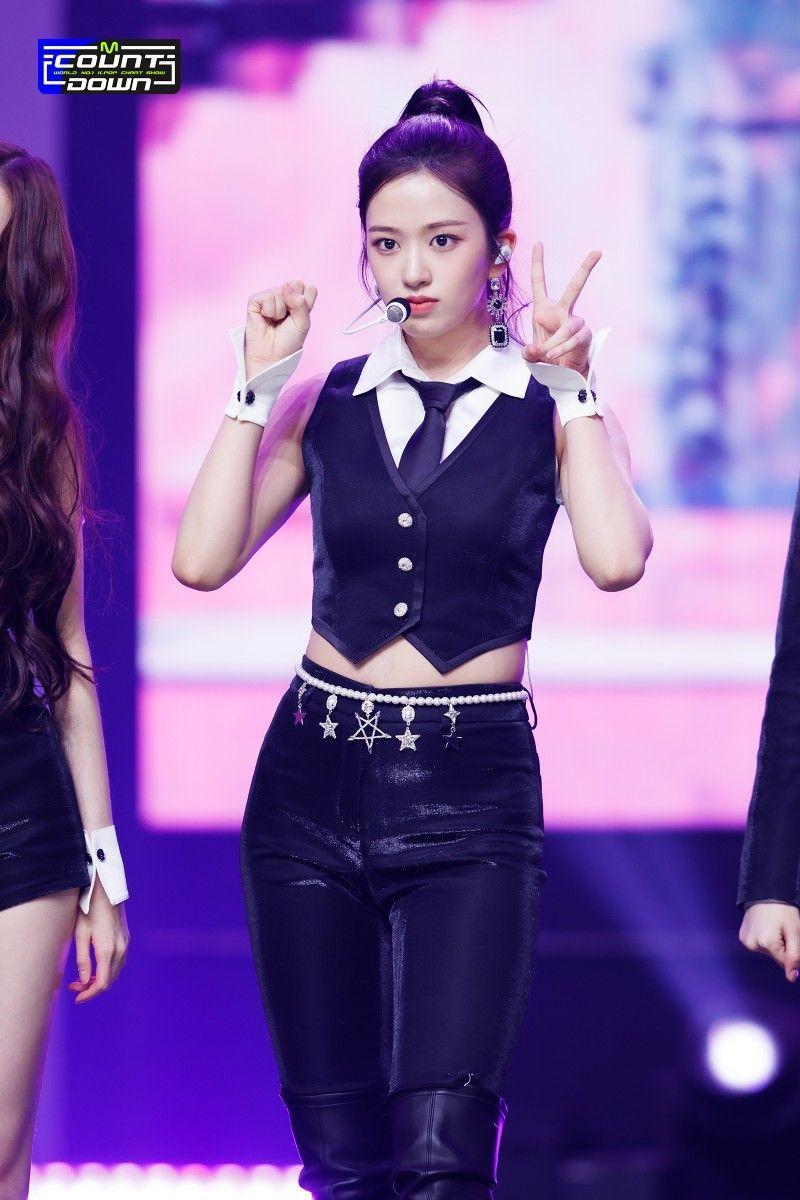 IVE yujin0
