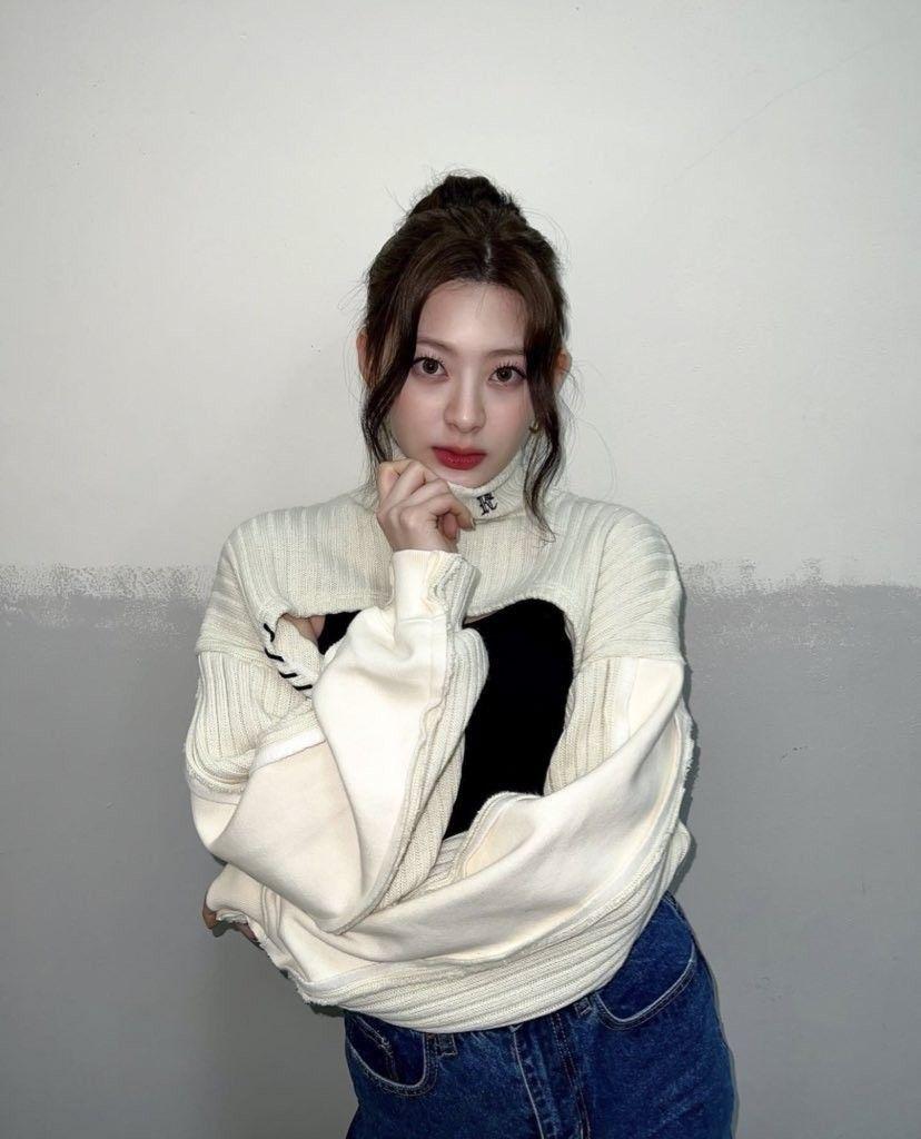 스테이씨 윤세은0