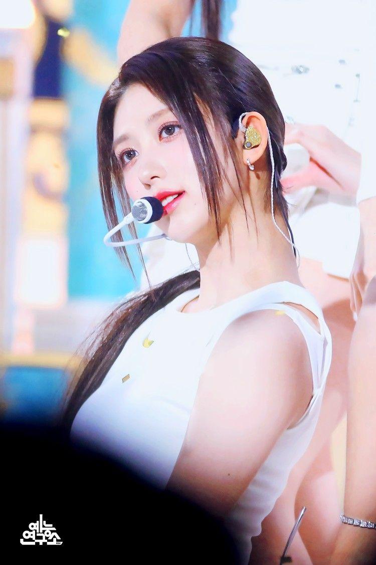 IVE KIM GAEUL4