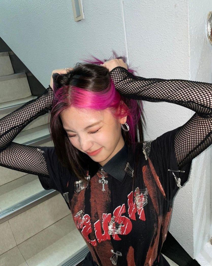 계단에 예지가 있지1