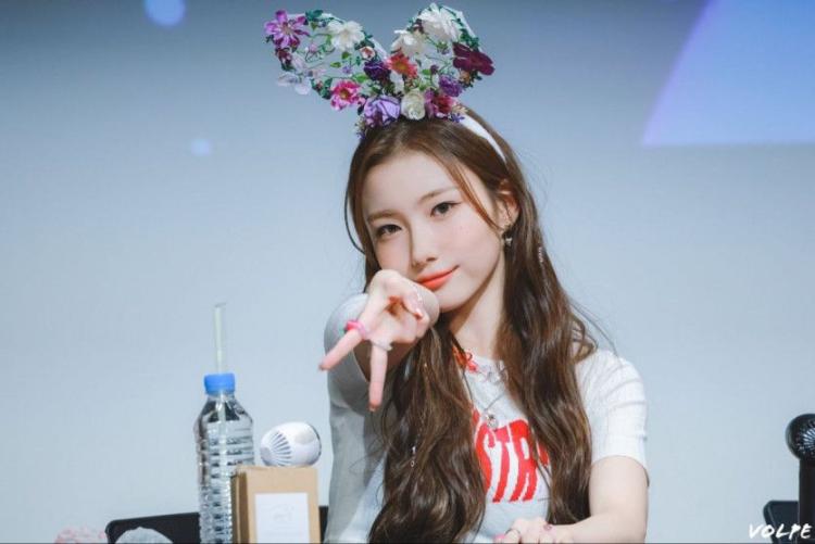 KEP1ER YOUNGEUN0
