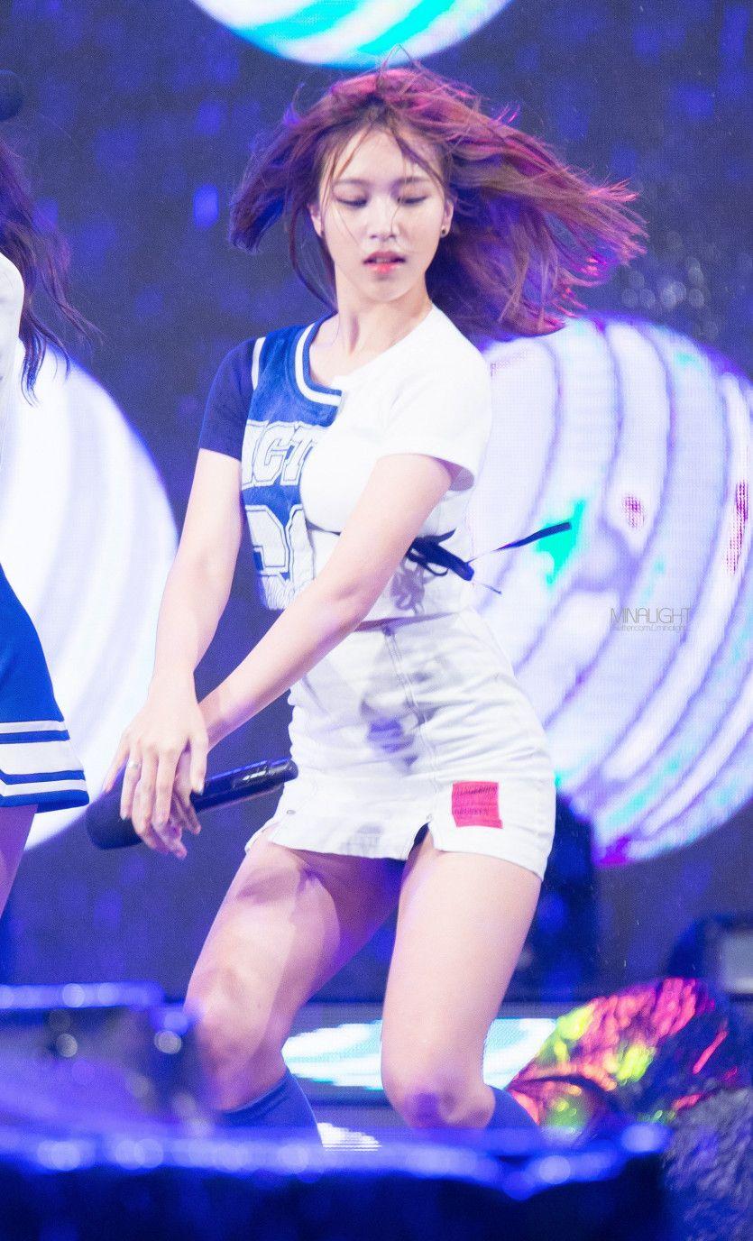 빗속의 여인 미나리.jpg0