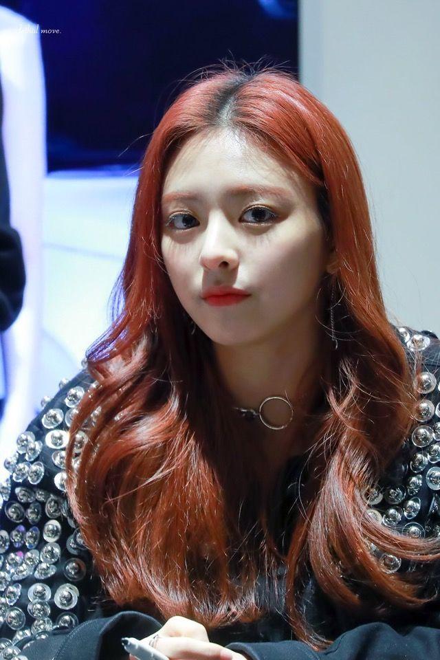 유나4