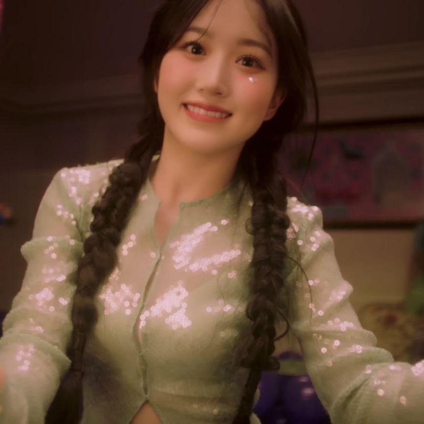 NMIXX HAEWON3