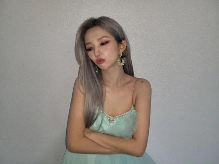 여자아이들 소연1