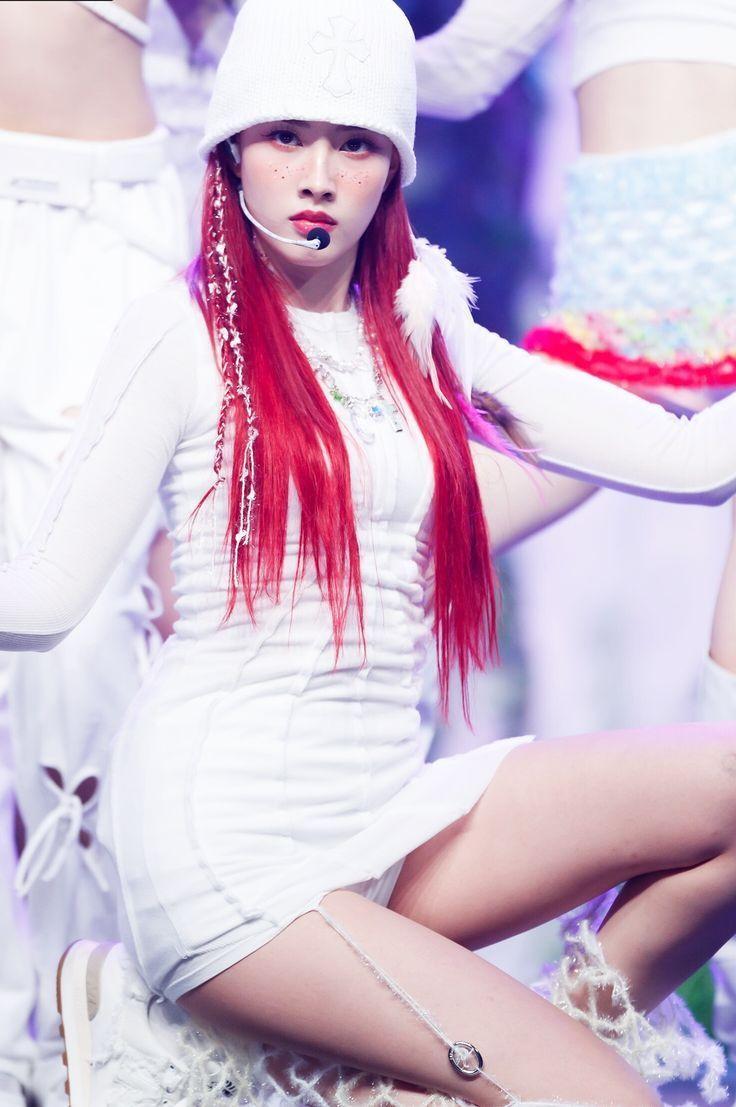 STAYC Yoon1