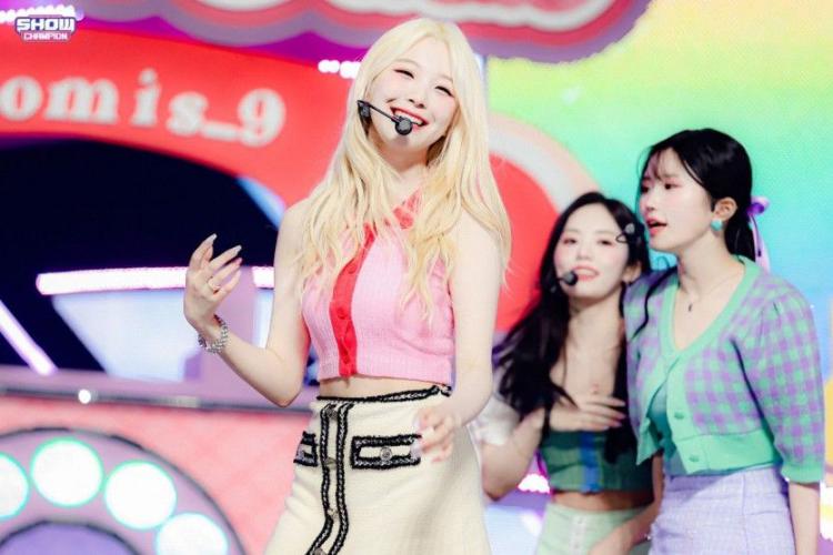 프로미스나인 백지헌1