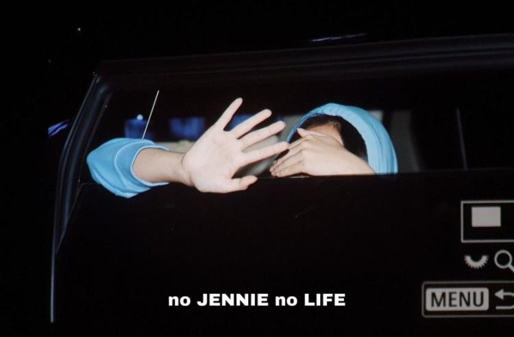 BLACKPINK JENNIE1