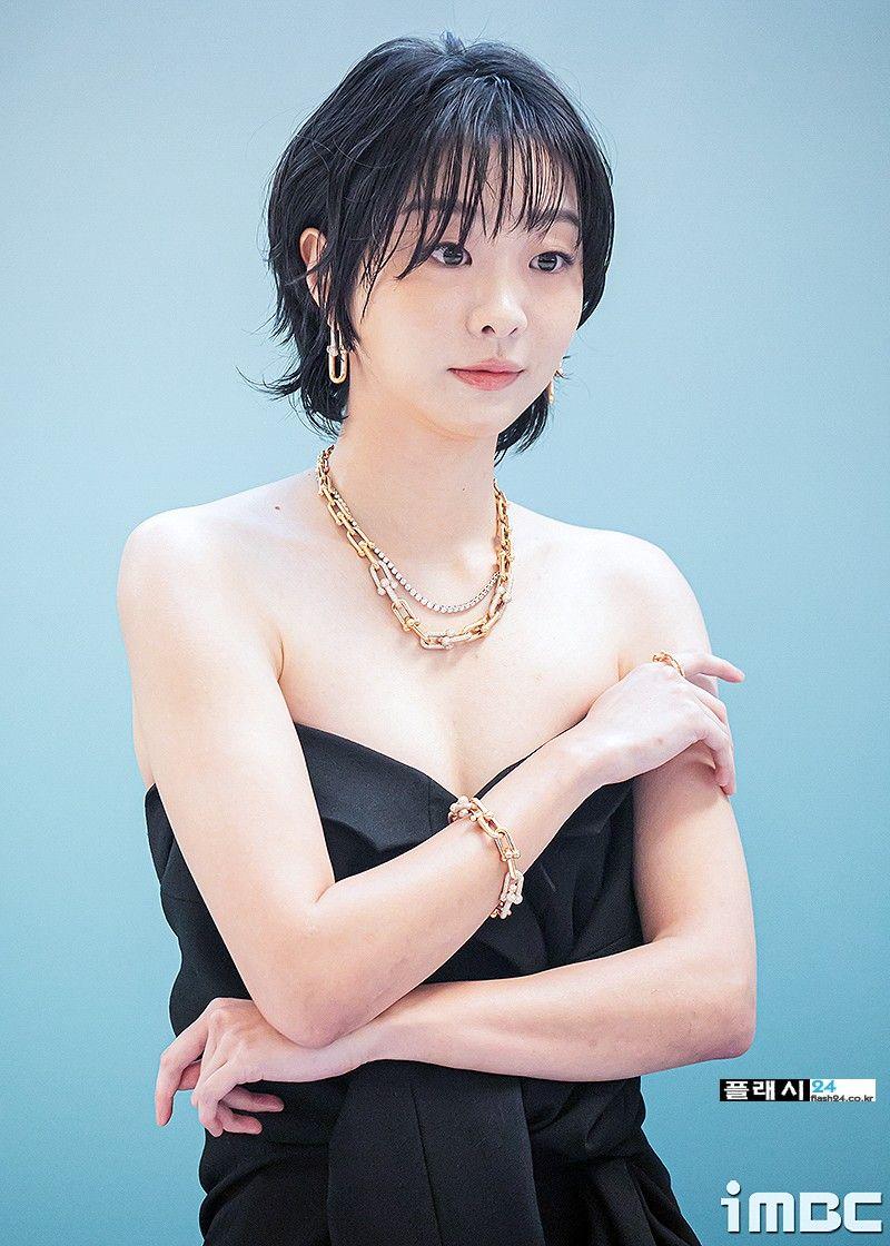 김다미0