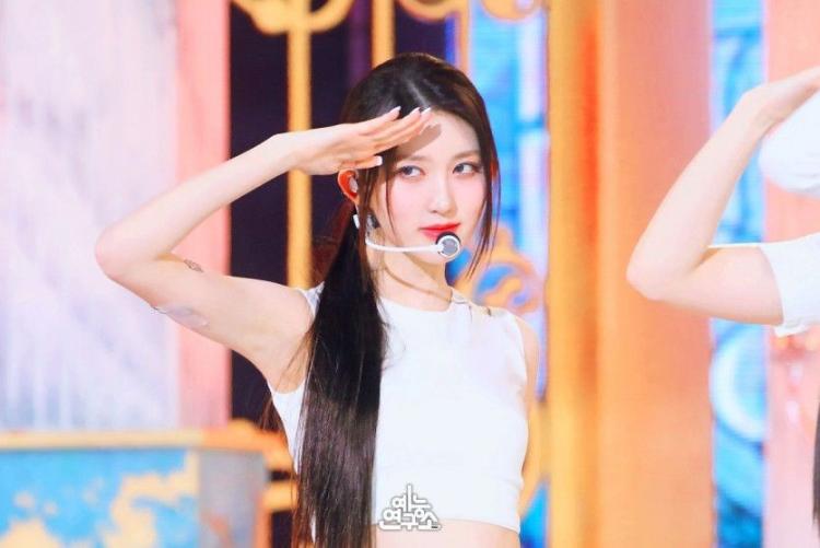 IVE KIM GAEUL2