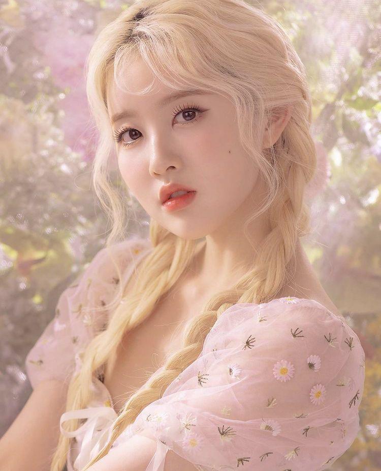 STAYC SIEUN2