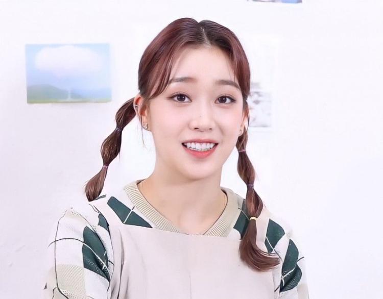STAYC Sumin1