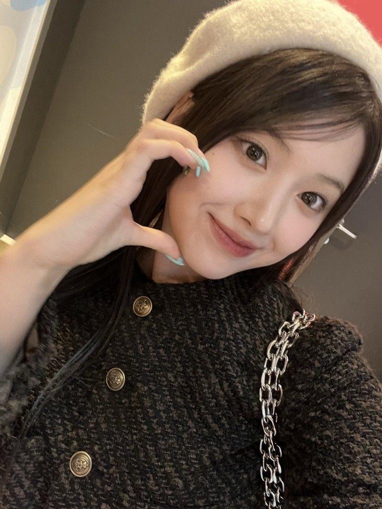 NMIXX Jiwoo1