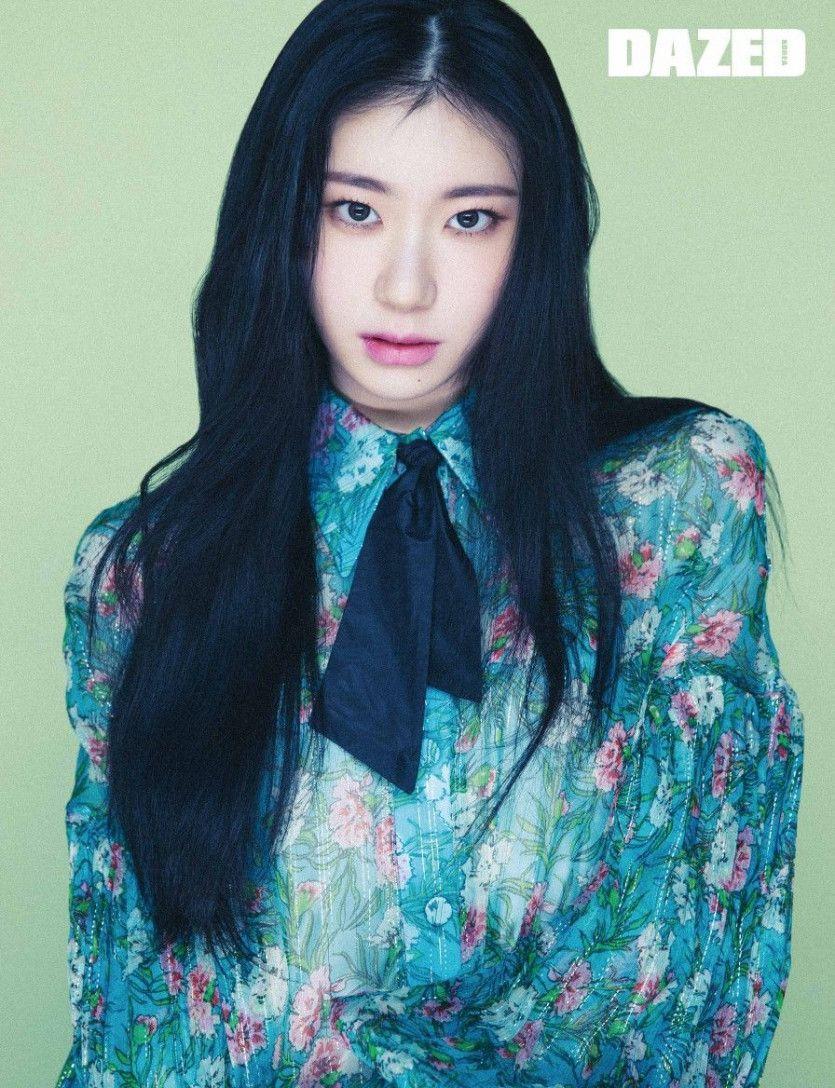 ITZY Chaeryeong2