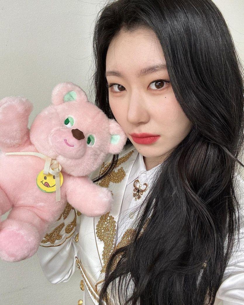 ITZY Chaeryeong3