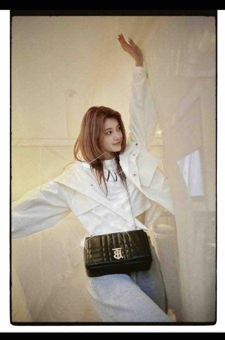 NEW JEANS  DANIELLE1