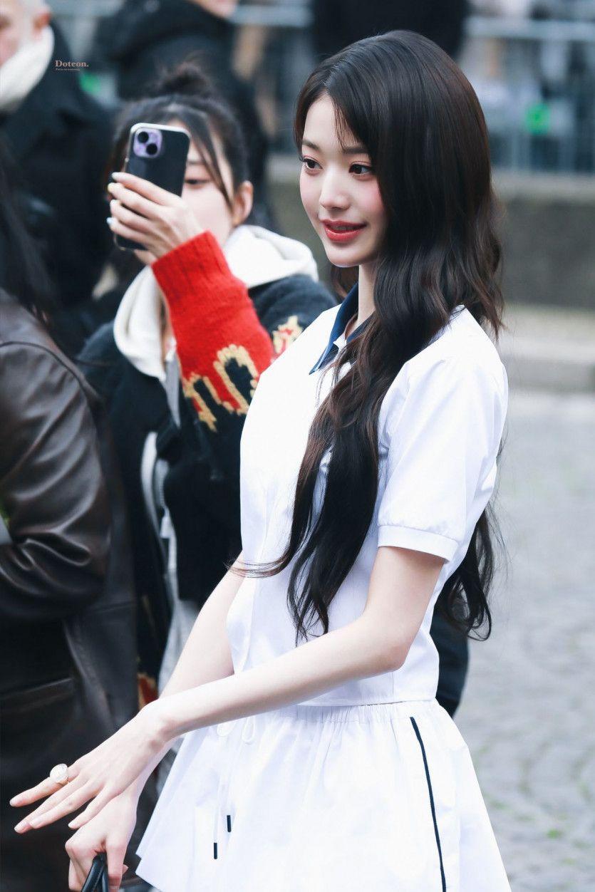 영 (아이브)1