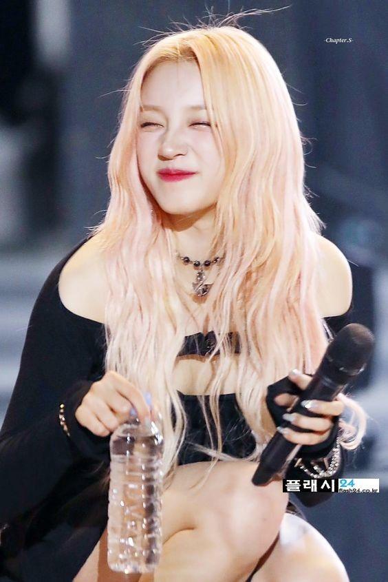 여자아이들 우기1