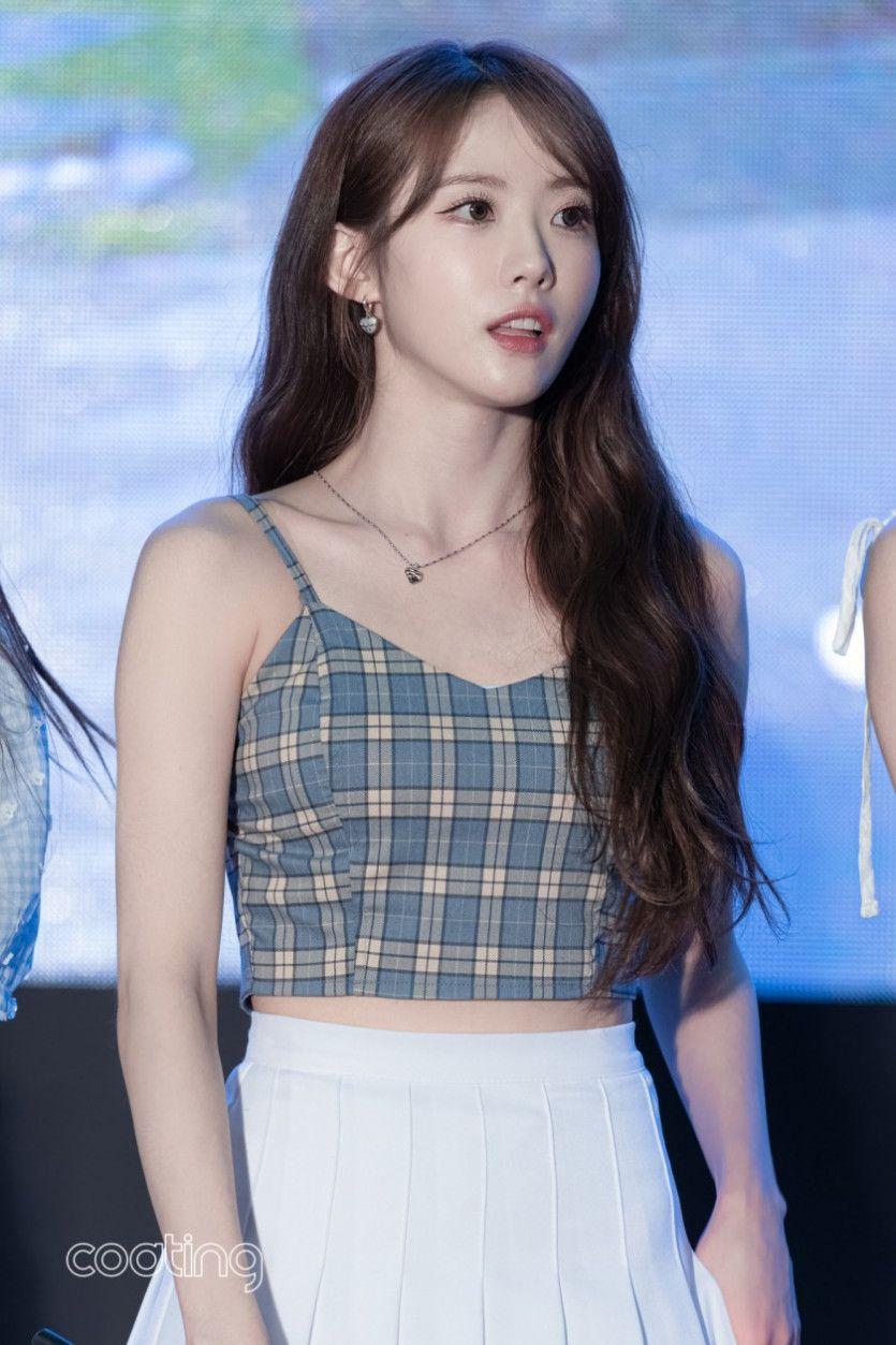 다가온 여름 민소매 겨드랑이 우주소녀 루다4