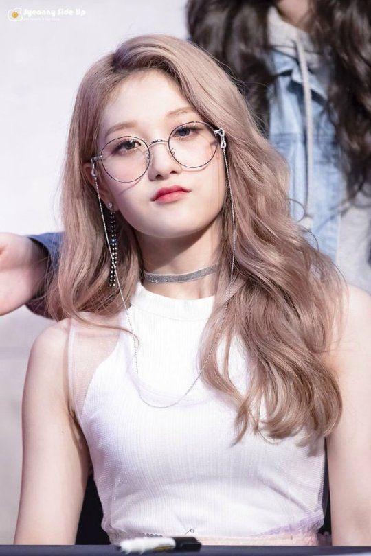 FROMIS9 Lee Seo Yeon0