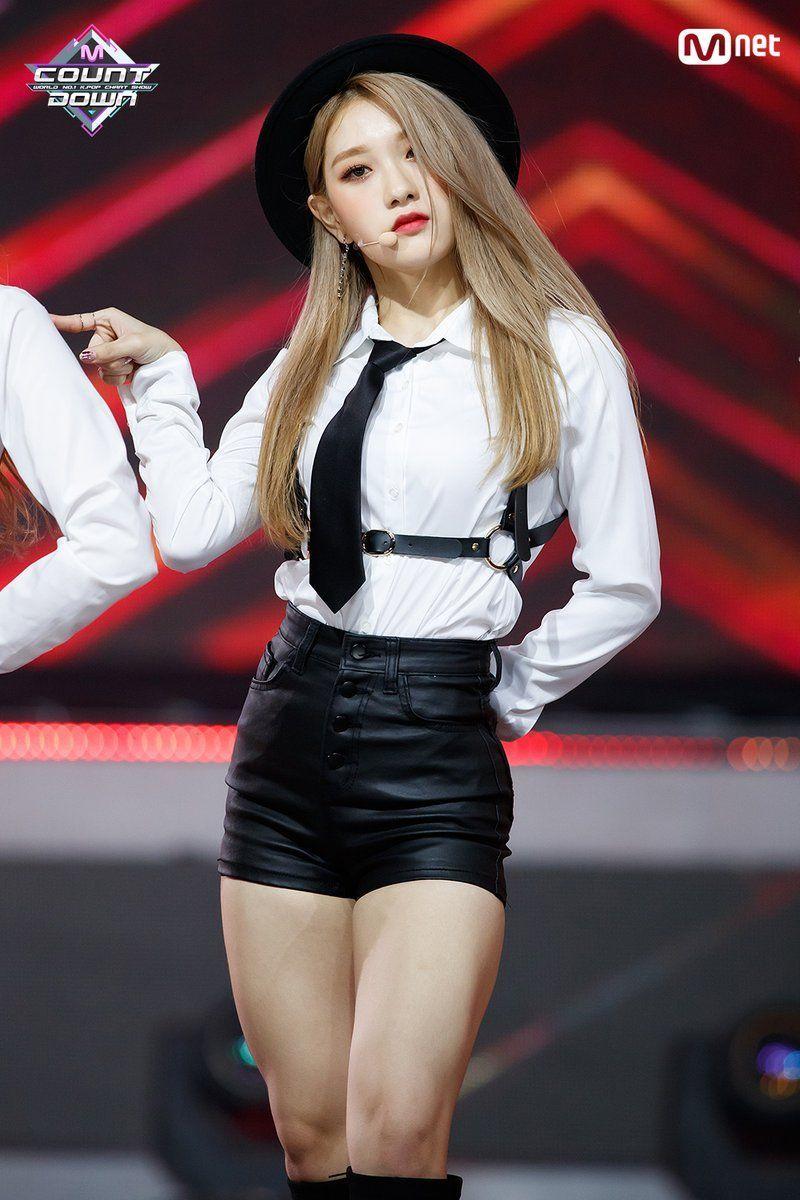 FROMIS9 Lee Seo Yeon1