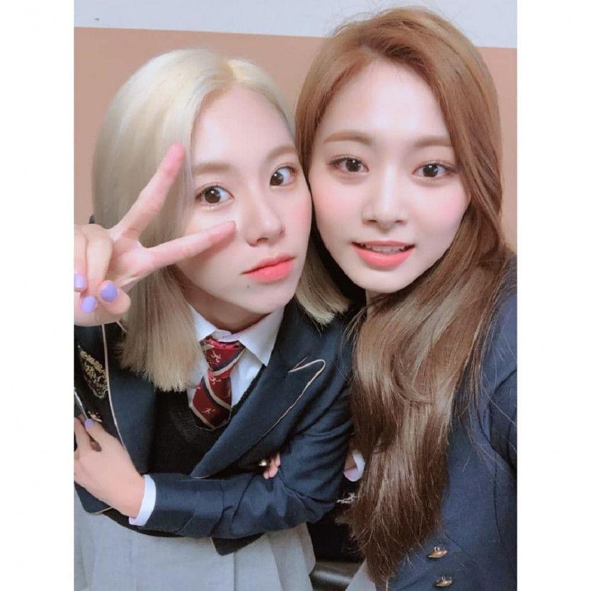트와이스 인스타-채영,쯔위 (2)0