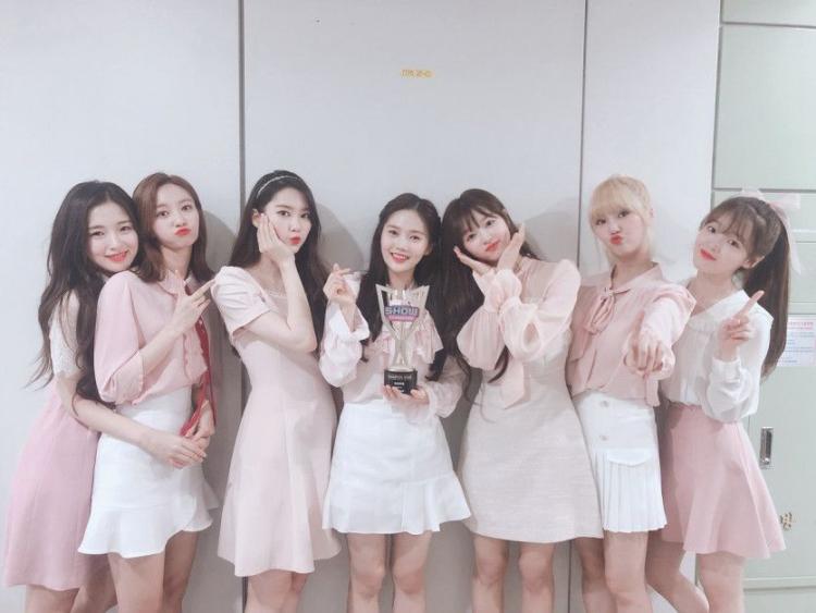 오늘자 쇼챔 1위 오마이걸2