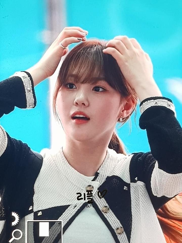 Kep1er Chaehyun0