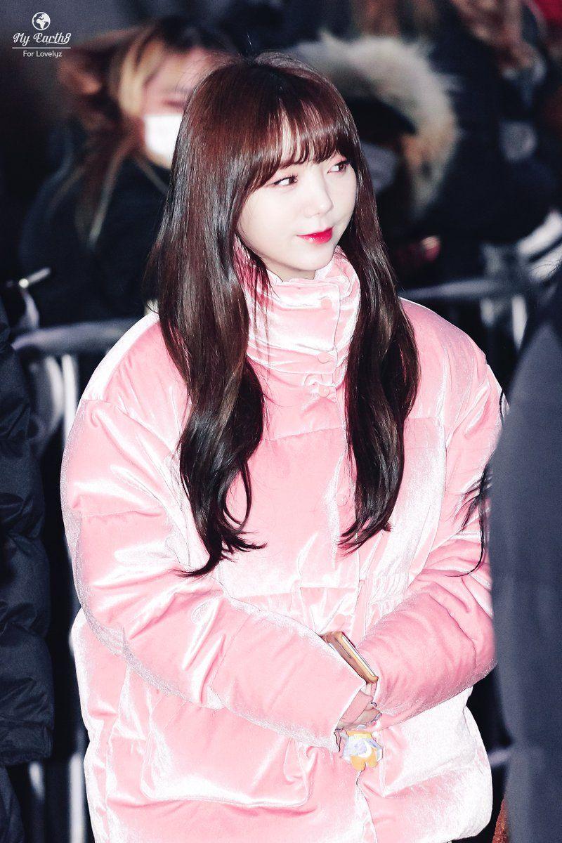 러블리즈 분홍케이 김지연1