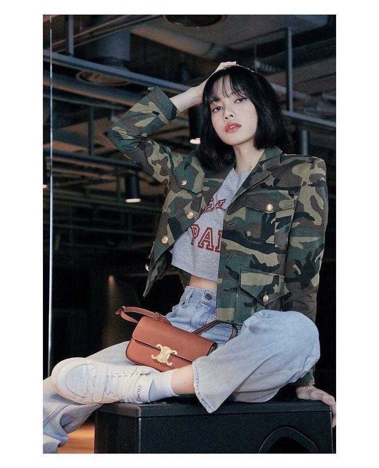블랙핑크 리사4