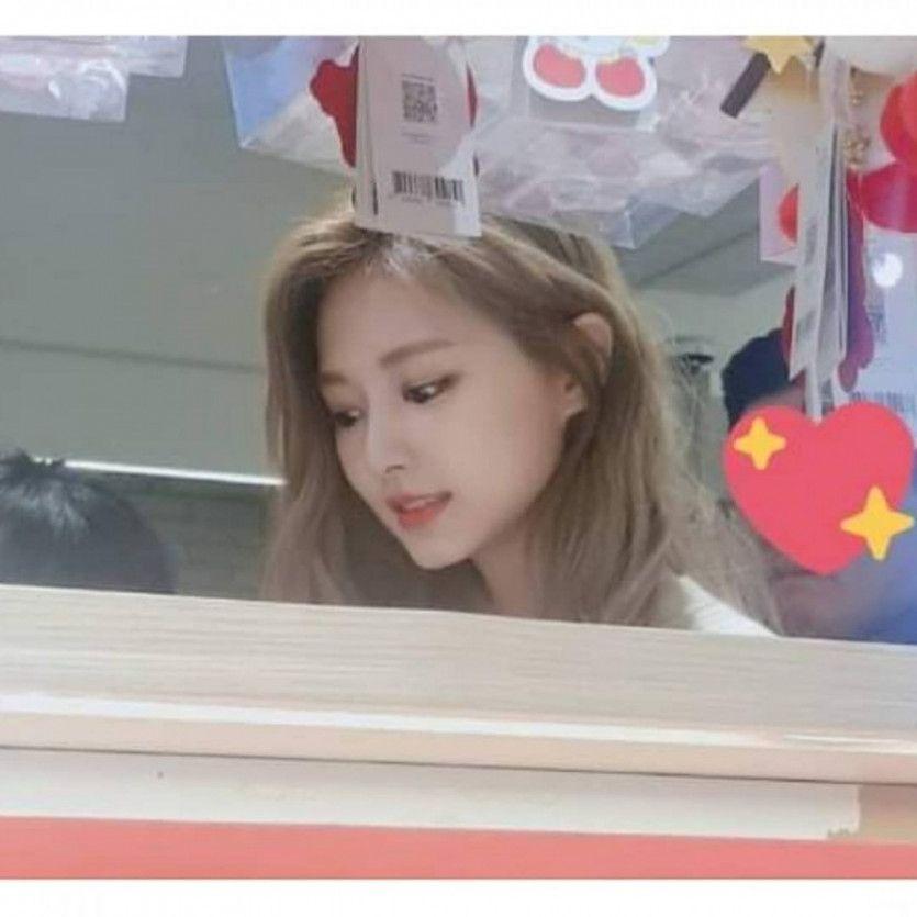 쯔위 실물 느낌2