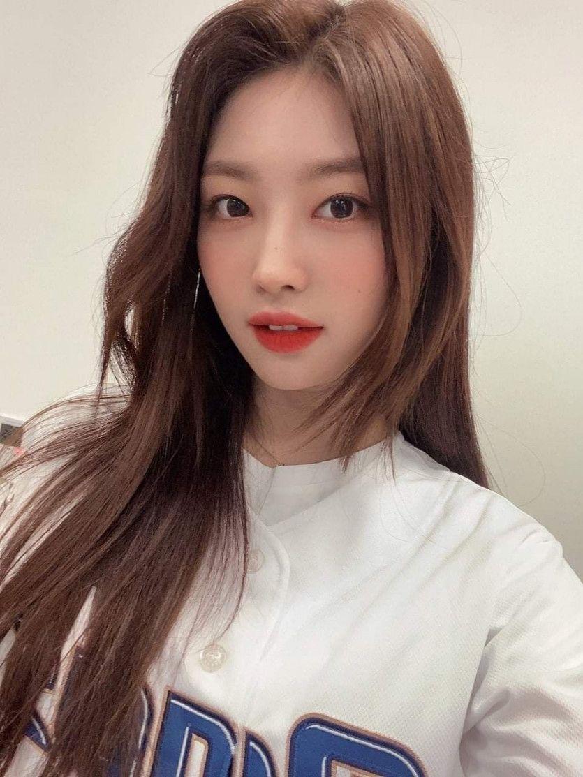 EVERGLOW 김시현2
