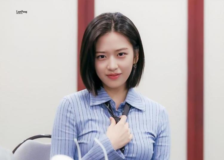 아이브 안유진0
